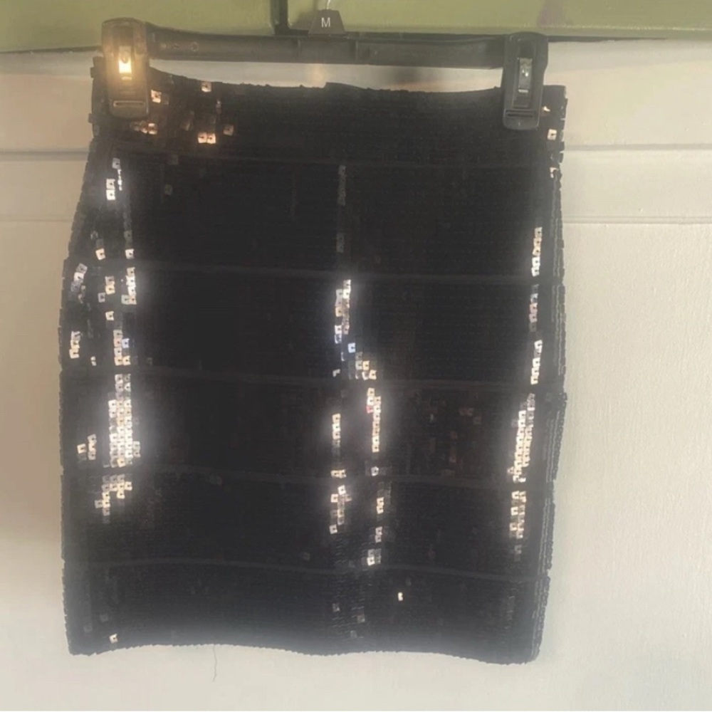 BCBG Black and Silver Sequin Mini Skirt